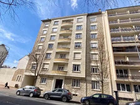 dijon - appartement 3 pièces à louer - 82m2 - 770 € cc - réf: cb-dij-440 - bourse immobili