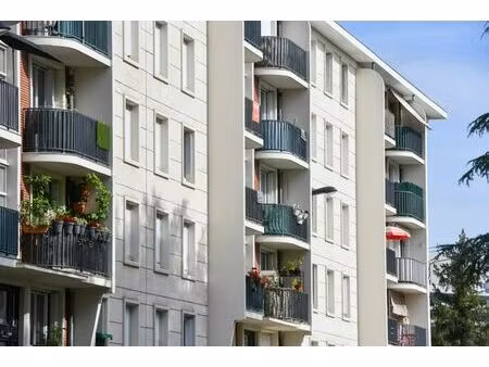 appartement t3-quartier belcier a bordeaux