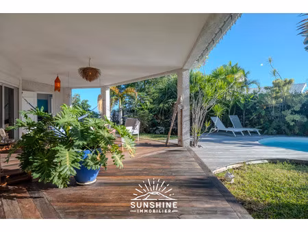 en exclusivité – villa meublée 5 pièces avec piscine  jardinier et pisciniste – la possess