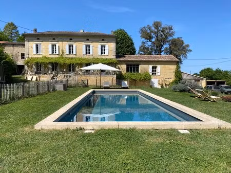 magnifique demeure dans l'entre deux mers