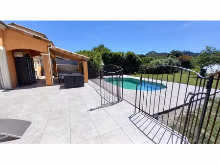 vente maison châteauneuf-du-rhône 26780 - - surface privée