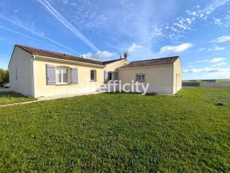 vente maison à pons (17800) : à vendre / 133m² pons