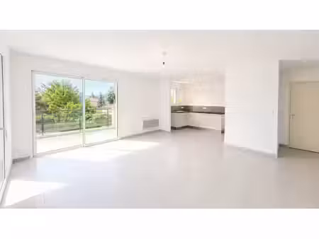 vente appartement meschers-sur-gironde 17132 - - surface privée