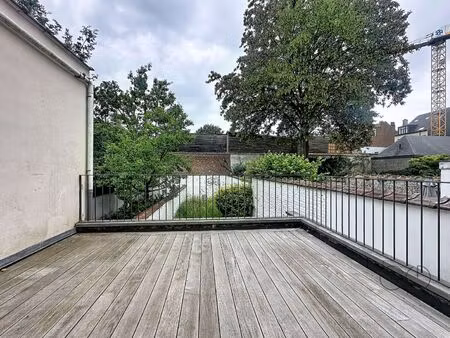 appartement à louer avec 2 chambres   ixelles (vbe32612)