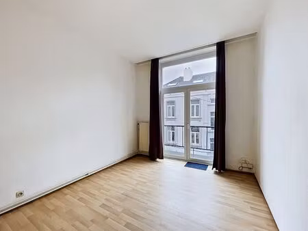 studio à louer à rue maes 56 ixelles (vbe32566)