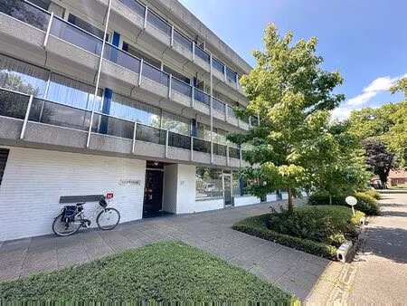 appartement à louer avec terrasse et 1 chambre   tournai (vbe32515)