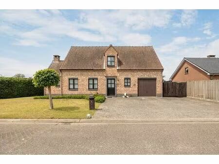 huis te koop in vorselaar met 4 slaapkamers