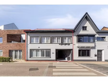 huis te koop in wichelen met 4 slaapkamers