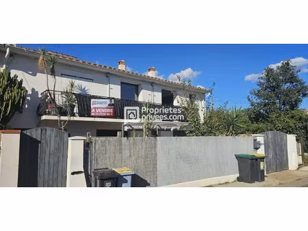 maison saint laurent de la salanque de 180 m2 divisée en deux appartements