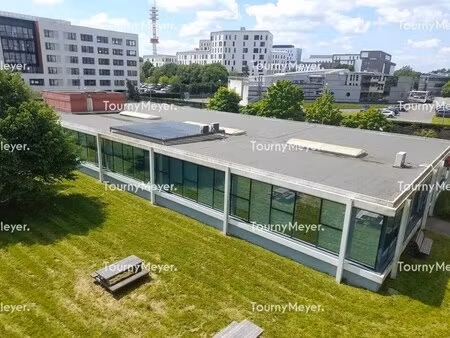 location bureaux 807 m²