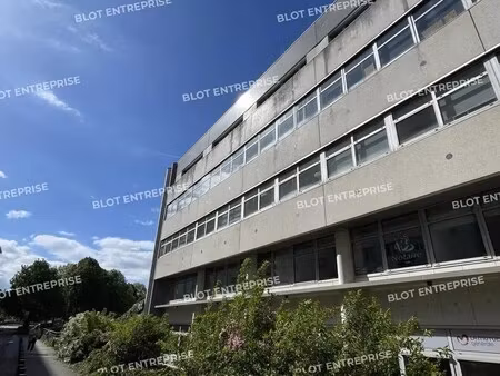 location bureaux 263 m²