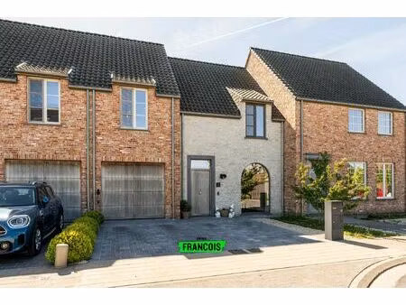 huis te koop in ruiselede met 5 slaapkamers