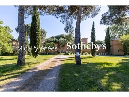 propriété avec 3 logements