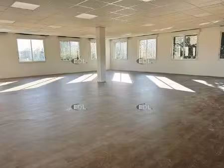 location bureaux 425 m²