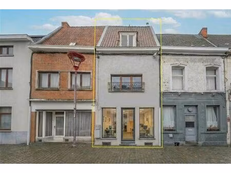 surface commerciale à vendre à grand place 41 lessines (vbe32466)