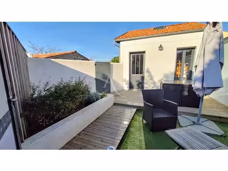 location maison rochefort 17300 - - surface privée