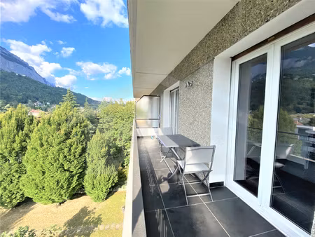30 rue champs rochas - meylan - 1p+c meublé 32m2. balcon