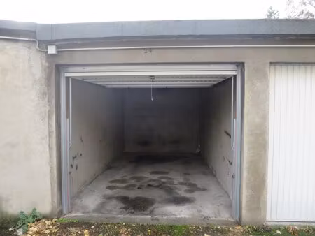 garage 25 rue emile zola