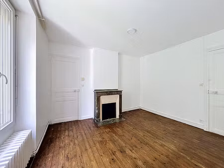 location appartement 3 pièces  56.00m²  angers