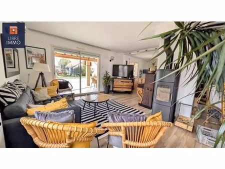 maison haut de lescar – 5 chambres  piscine et environnement privilégié