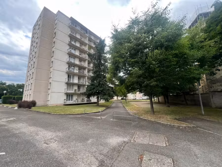 t5 de 92m² avec cave et parking - moulin à vent