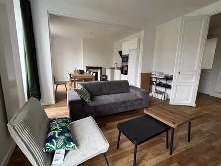 location appartement 4 pièces 88.81 m² à orleans (45000)  1 270 €