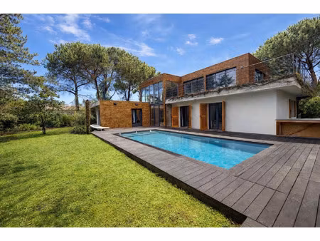 vente maison 6 pièces 240 m² bordeaux (33200)
