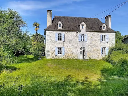 vente maison 6 pièces 243 m² à asson (64800)  450 000 €