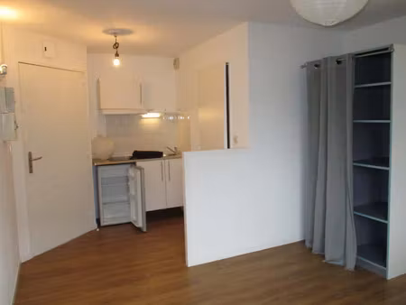 location appartement 1 pièce 19 m² à caen (14000)  400 €