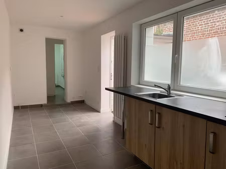 location appartement 2 pièces 40 m² à lille (59000)
