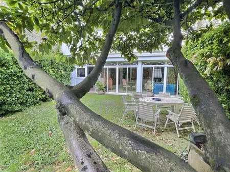 - 79000 - niort - maison de charme 9 pièce(s) 215 m2- av. de limoges -