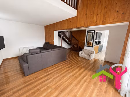 à vendre – duplex en hyper-centre de denain