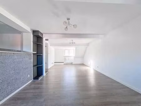 agreable et lumineux appartement de 65 m² en excellent etat