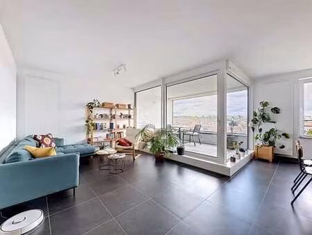 appartement avec terrasse ensoleillée à vendre à louvain