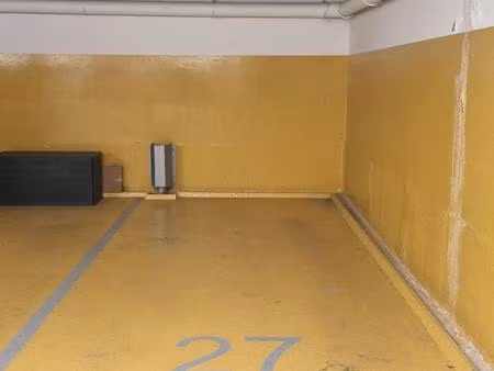 a vendre place de parking rue marcel bontemps boulogne.