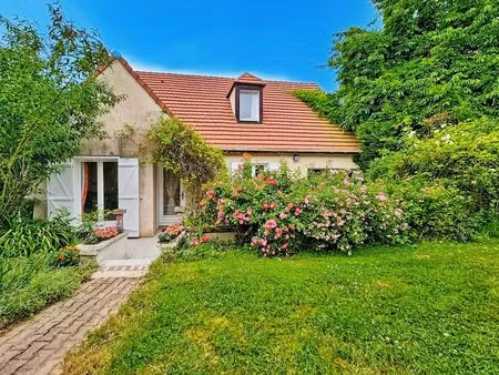 maison de 6 pièces de 132 m² sur l'axe fére en tadenois