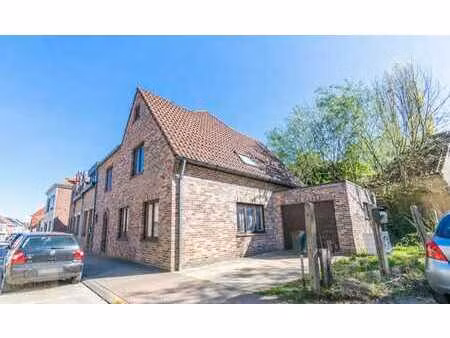 eengezinswoning met 3 slaapkamers  tuin  terras en garage