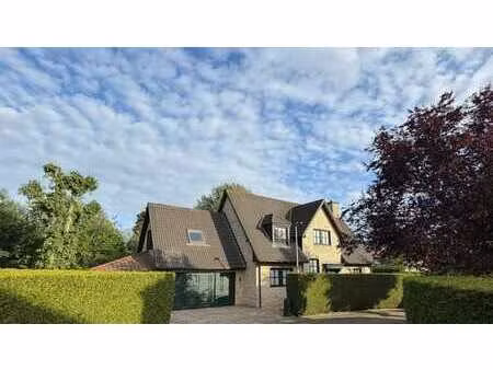 villa 4 façades dans clos privilégié à wezembeek-oppem