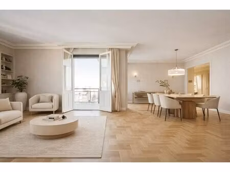 lyon 7e - jean macé - avenue berthelot - appartement de caractère en étage élevé avec...