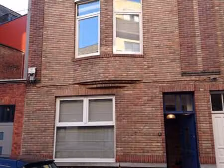 maison près de la gare avec terrasse