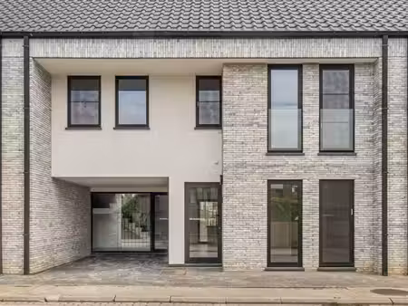 instapklare  energiezuinige woning met 4 slaapkamers te k...