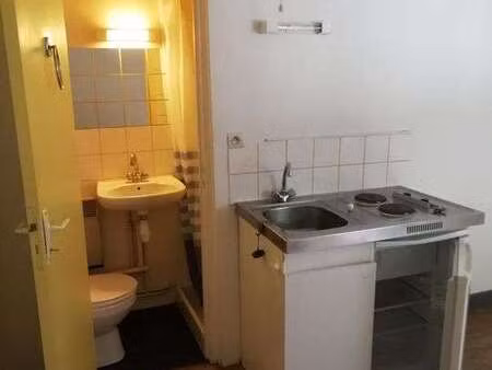 location appartement t1 à angers centre (49000) : à louer t1 / 18m² angers centre