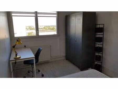 location appartement t1 meublé à angers centre (49000) : à louer t1 meublé / 12m² angers c