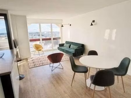 location appartement t1 meublé à angers centre (49000) : à louer t1 meublé / 9m² angers ce