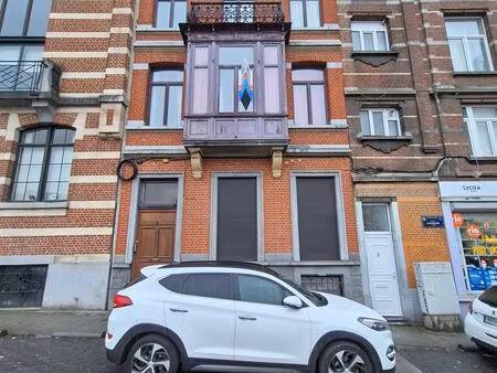 immeuble de rapport à vendre à place lehon 5 schaerbeek (vbe32578)