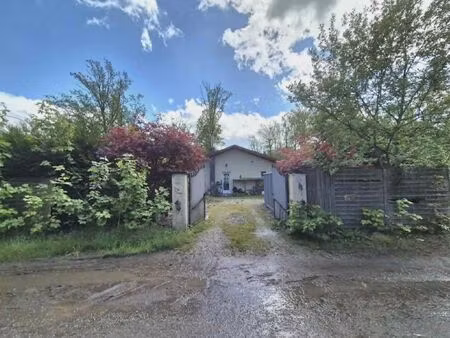 bungalow à vendre à allée des aulnes 180 roly (vbe32137)