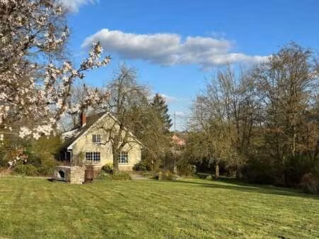 jolie villa de charme dans un cadre bucolique et apaisant
