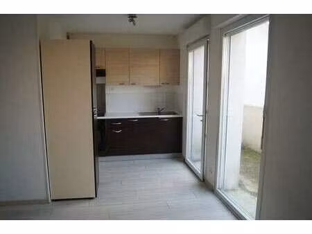 location appartement t1 meublé à nantes saint-donatien (44000) : à louer t1 meublé / 42m² 