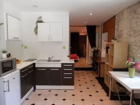 location appartement 2 pièces meublé à nîmes (30000) : à louer 2 pièces meublé / 35m² nîme