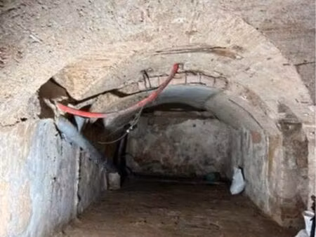 cave local commercial